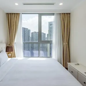 Luxury Vinhomes Central Park Apartment Ho Chi Minh City
