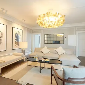 Apartment Stylish Spacious Apartment W 3Br In Copenhagen City, Copenhagen